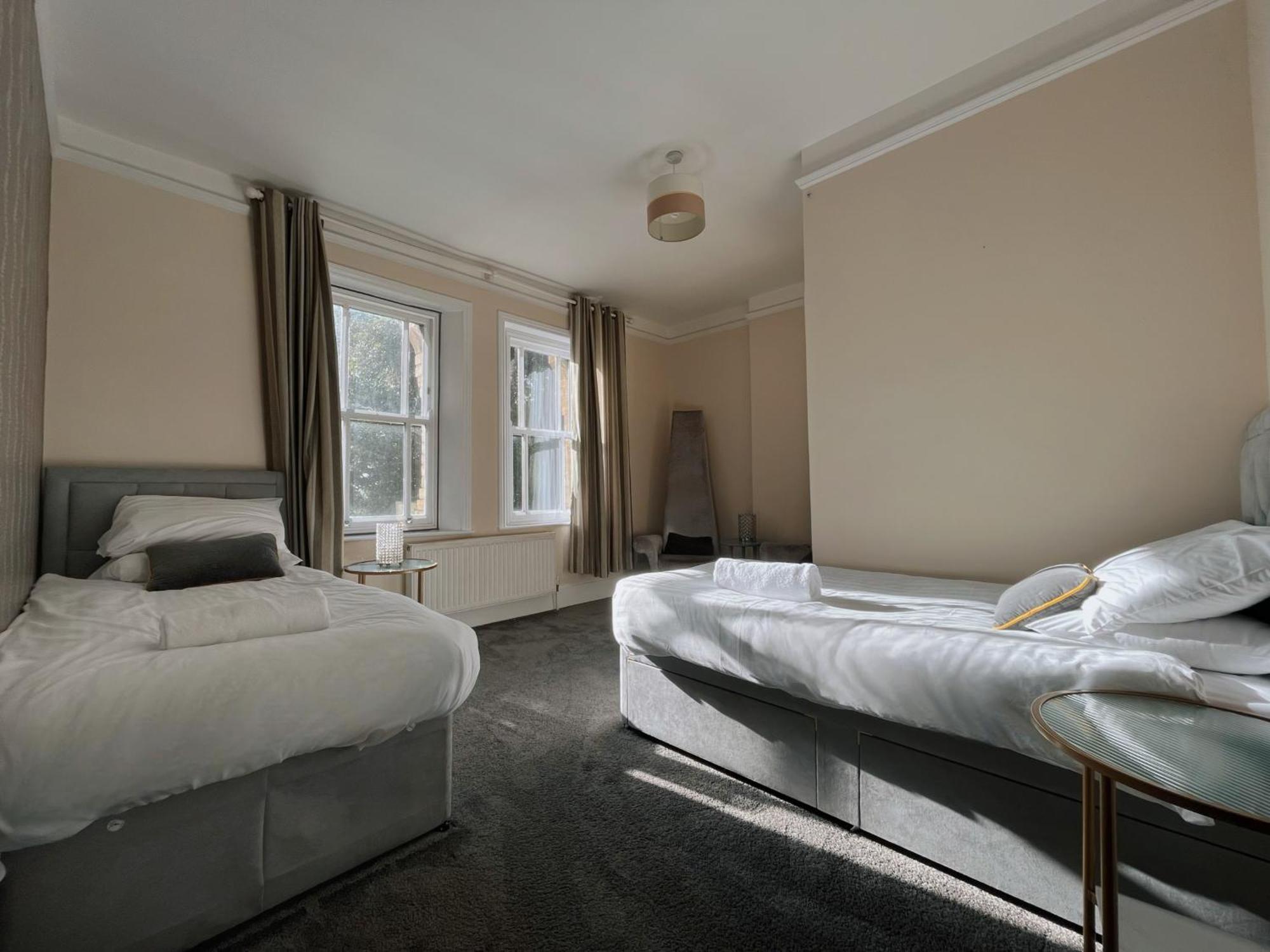 Exquisite 10 Bed Villa Hot Tub And Games Room Barnstaple Exterior foto